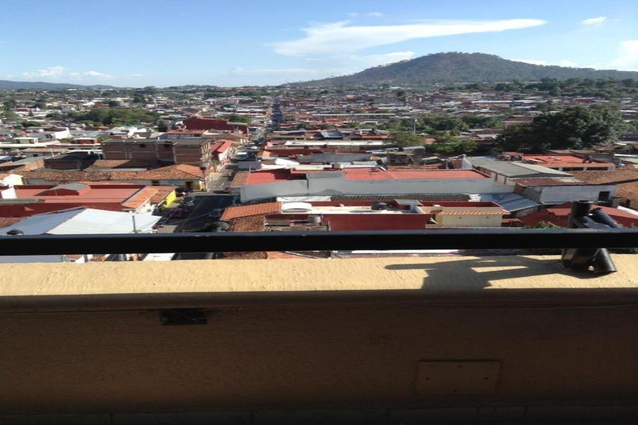 Hotel Real De Uruapan Uruapan  外观 照片