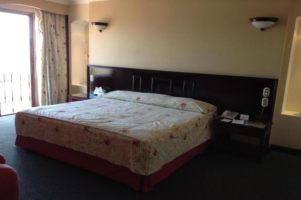 Hotel Real De Uruapan Uruapan  外观 照片