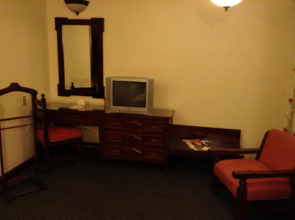 Hotel Real De Uruapan Uruapan  外观 照片
