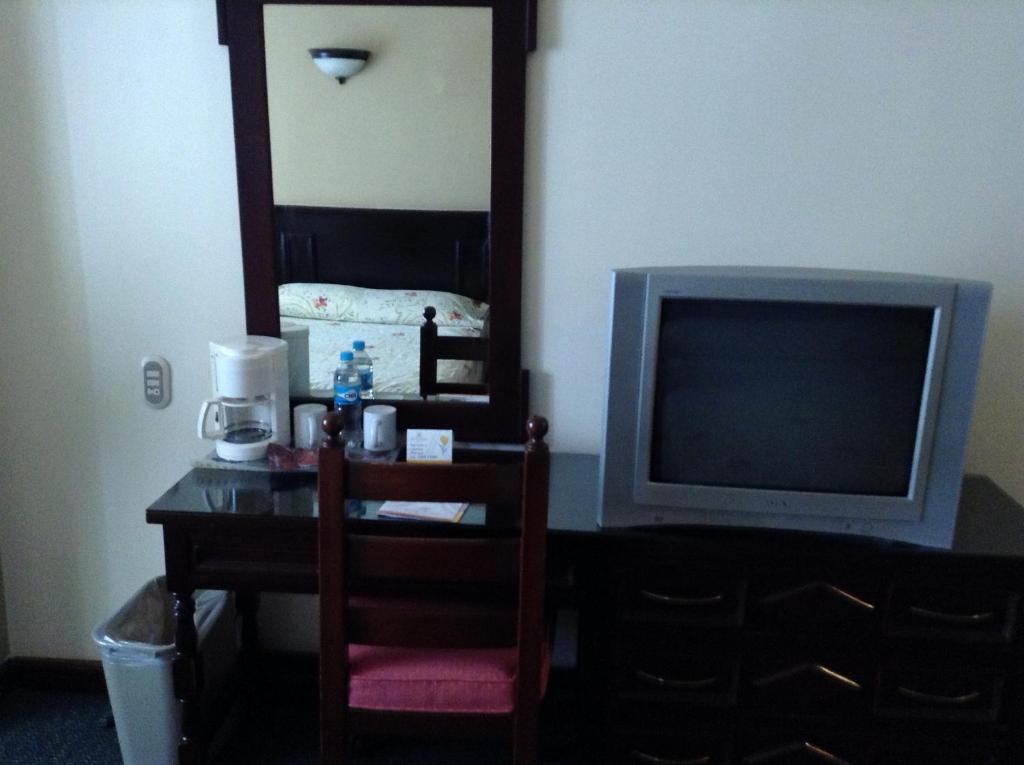 Hotel Real De Uruapan Uruapan  客房 照片