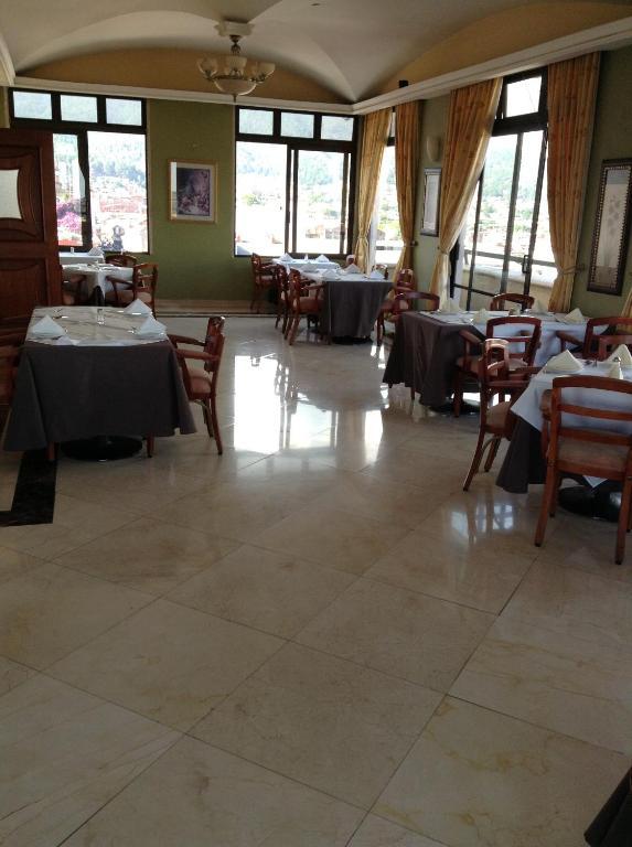 Hotel Real De Uruapan Uruapan  外观 照片